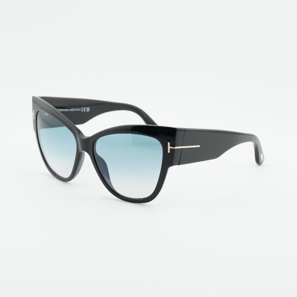 Tom Ford Anoushka FT0371 01B Sunglasses Shiny Black Cat Eye Frame, Grey Lenses